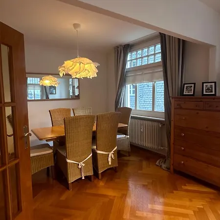 Apartment Vikaro *